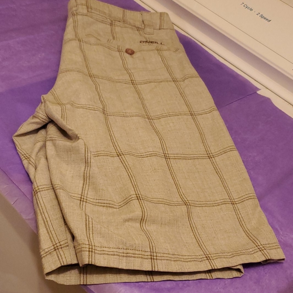 EUC O'Neil relaxed fit shorts in great shape
